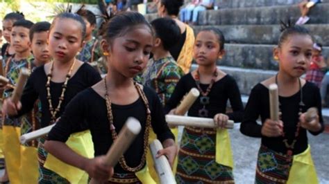 kalutang instrument|Kalutang: Katutubong instrumentong pangmusika ng Marinduque.
